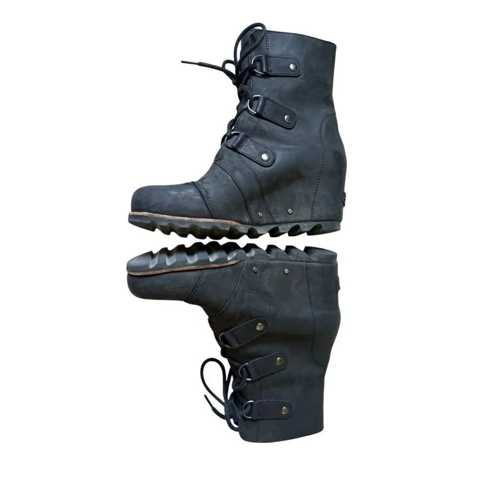 Sorel Joan Of Arctic Leather Lace Up Boots size 9:5 Black